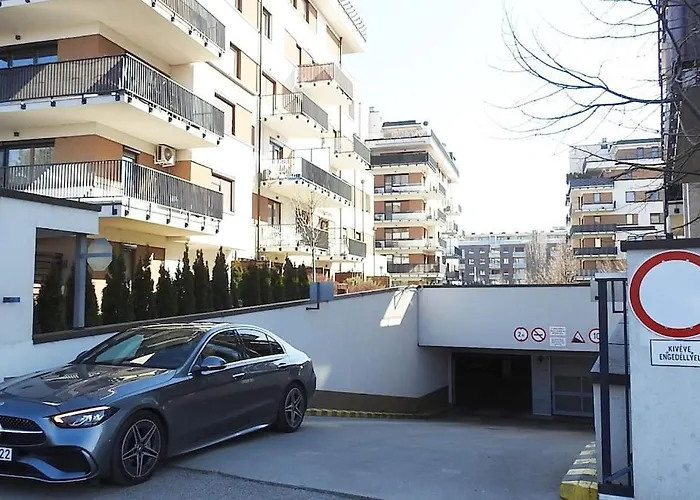 Apartment Lux Cordia With Free Parking Budapest