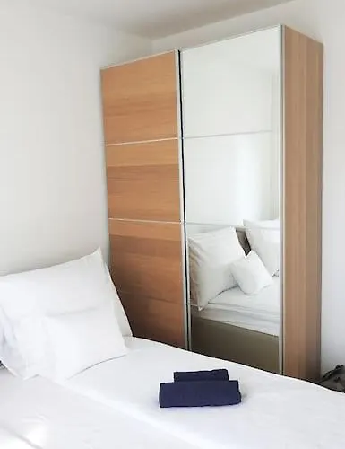 Lux Cordia With Free Parking Apartment *