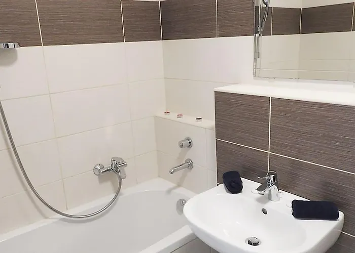 Lux Cordia With Free Parking *