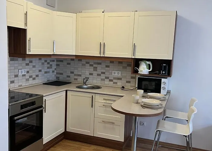 Lux Cordia With Free Parking Apartment