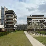 Lux Cordia With Free Parking شقة *